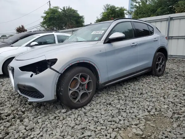 ZASPAKBN7N7D26321 2022 ALFA ROMEO STELVIO