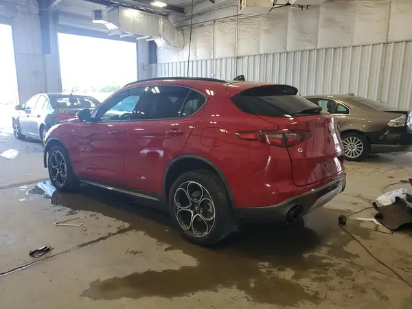 ZASPAKBN7N7D30000 2022 ALFA ROMEO STELVIO - Image 2