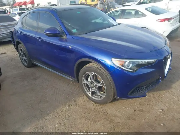 ZASPAKBN7N7D30935 2022 ALFA ROMEO STELVIO