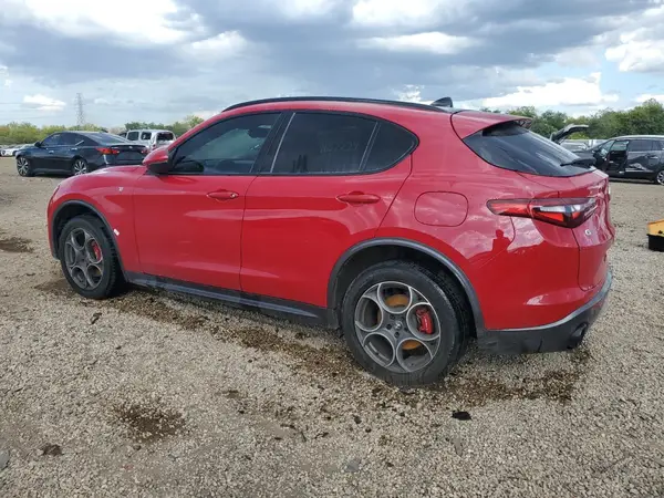 ZASPAKBN7N7D37724 2022 ALFA ROMEO STELVIO - Image 2