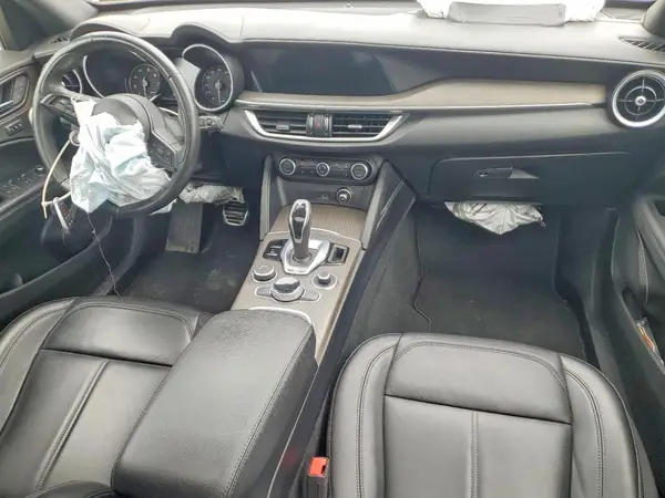 ZASPAKBN7N7D38341 2022 ALFA ROMEO STELVIO - Image 8