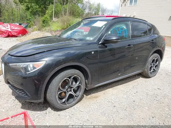 ZASPAKBN7N7D38775 2022 ALFA ROMEO STELVIO - Image 2
