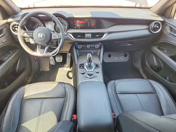 ZASPAKBN7P7D59189 2023 ALFA ROMEO STELVIO - Image 8
