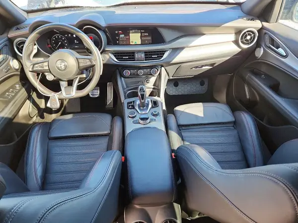ZASPAKBN7R7D77713 2024 ALFA ROMEO STELVIO - Image 8