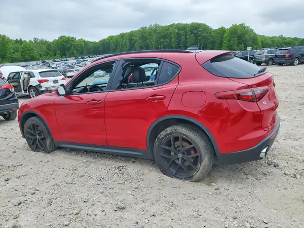 ZASPAKBN8K7C31066 2019 ALFA ROMEO STELVIO - Image 2