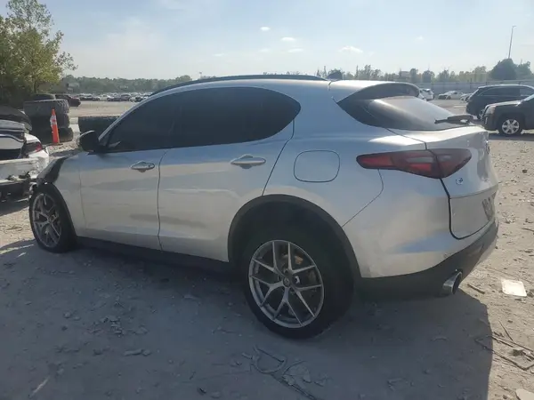 ZASPAKBN8K7C41340 2019 ALFA ROMEO STELVIO - Image 2