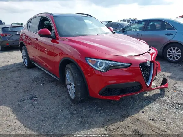 ZASPAKBN8K7C44271 2019 ALFA ROMEO STELVIO - Image 1