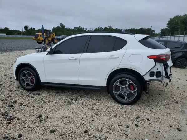 ZASPAKBN8K7C49101 2019 ALFA ROMEO STELVIO - Image 2