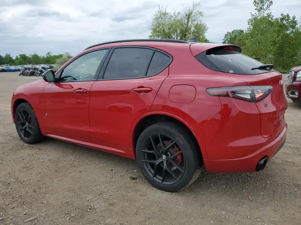 ZASPAKBN8M7D02088 2021 ALFA ROMEO STELVIO - Image 2