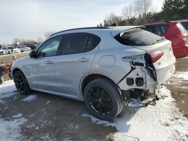 ZASPAKBN8M7D08134 2021 ALFA ROMEO STELVIO - Image 2