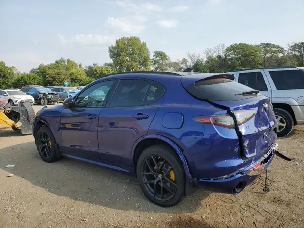 ZASPAKBN8M7D12426 2021 ALFA ROMEO STELVIO - Image 2