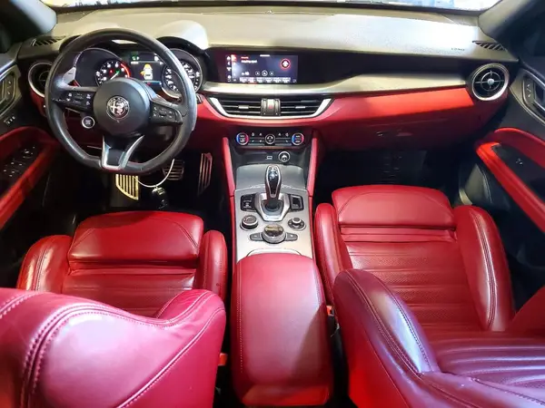 ZASPAKBN8M7D15696 2021 ALFA ROMEO STELVIO - Image 8