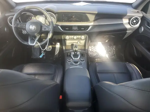 ZASPAKBN8N7D29373 2022 ALFA ROMEO STELVIO - Image 8