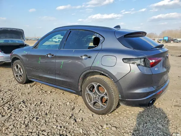 ZASPAKBN8N7D29888 2022 ALFA ROMEO STELVIO - Image 2