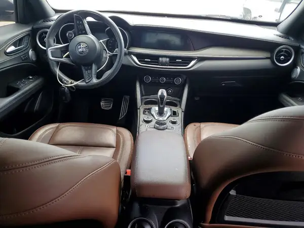 ZASPAKBN8N7D38431 2022 ALFA ROMEO STELVIO - Image 8
