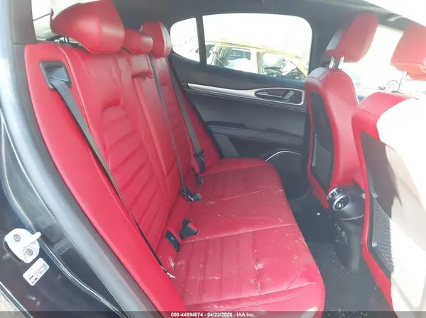 ZASPAKBN8P7D53644 2023 ALFA ROMEO STELVIO - Image 8