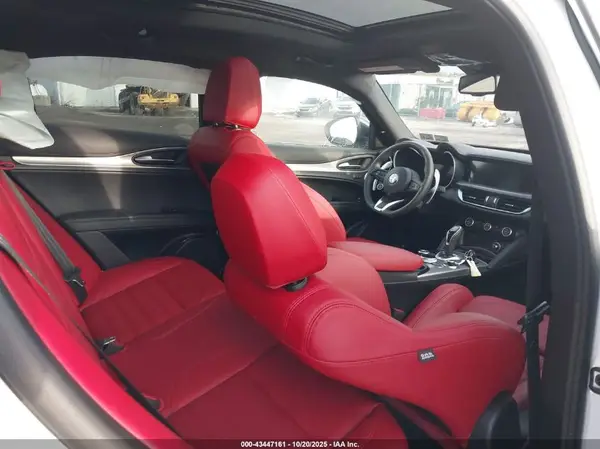 ZASPAKBN8R7D84301 2024 ALFA ROMEO STELVIO - Image 8