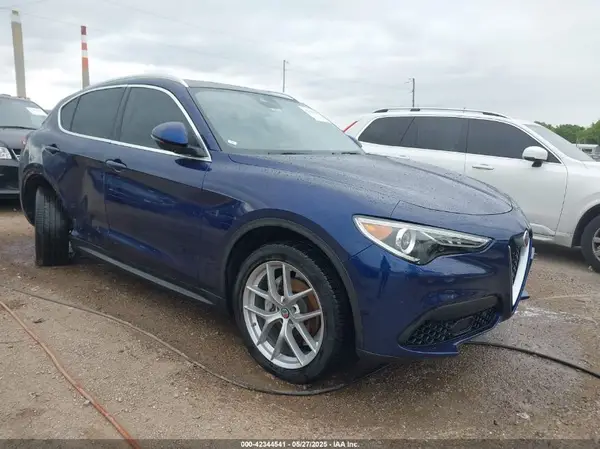 ZASPAKBN9K7C30492 2019 ALFA ROMEO STELVIO - Image 1