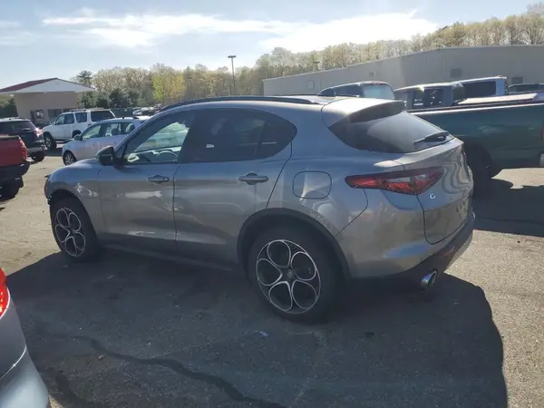 ZASPAKBN9K7C50869 2019 ALFA ROMEO STELVIO - Image 2