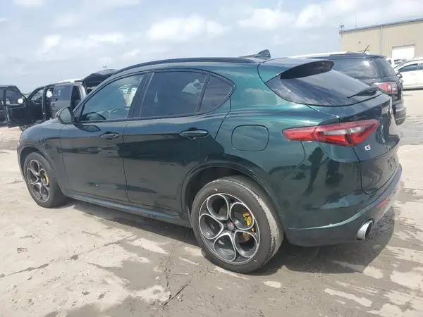 ZASPAKBN9L7C76051 2020 ALFA ROMEO STELVIO - Image 2