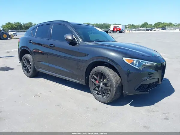 ZASPAKBN9L7C76261 2020 ALFA ROMEO STELVIO