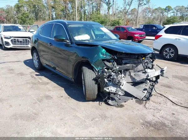 ZASPAKBN9M7D02004 2021 ALFA ROMEO STELVIO
