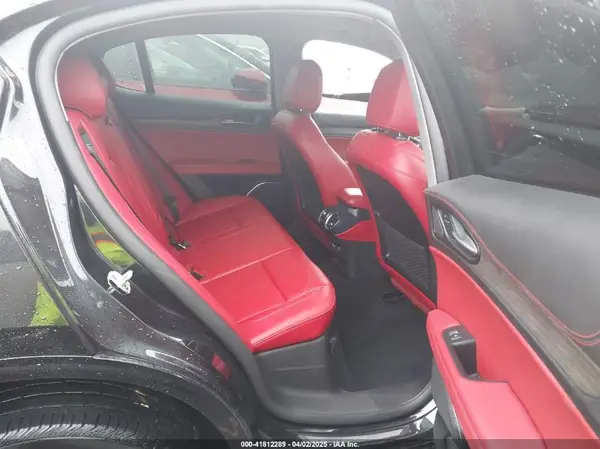 ZASPAKBN9M7D09213 2021 ALFA ROMEO STELVIO - Image 8