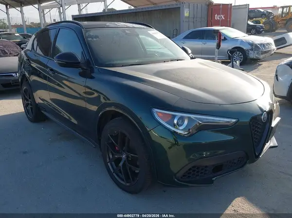 ZASPAKBN9M7D12158 2021 ALFA ROMEO STELVIO - Image 1