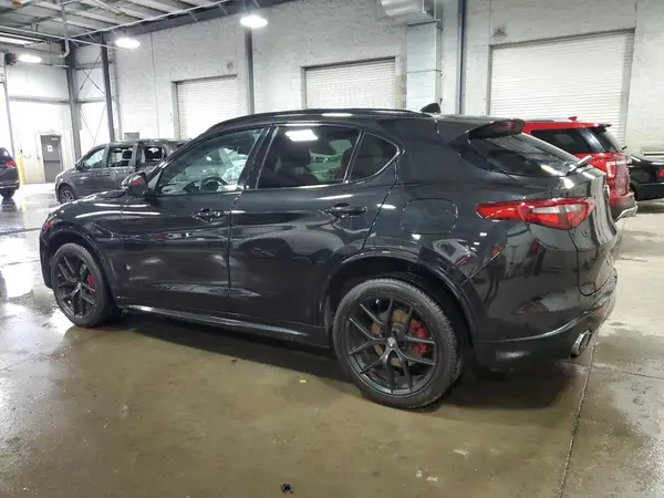 ZASPAKBN9M7D12287 2021 ALFA ROMEO STELVIO - Image 2