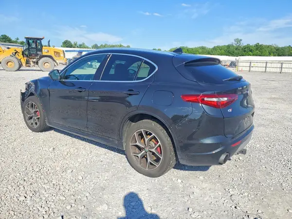 ZASPAKBN9M7D13133 2021 ALFA ROMEO STELVIO - Image 2