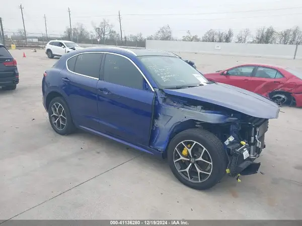 ZASPAKBN9M7D13570 2021 ALFA ROMEO STELVIO - Image 1