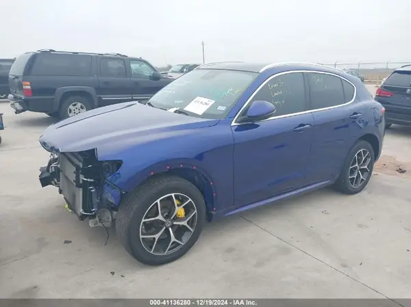 ZASPAKBN9M7D13570 2021 ALFA ROMEO STELVIO - Image 2