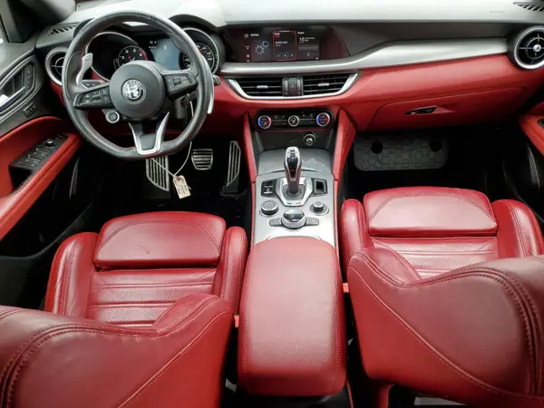 ZASPAKBN9M7D15710 2021 ALFA ROMEO STELVIO - Image 8