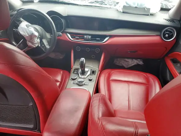 ZASPAKBN9M7D18820 2021 ALFA ROMEO STELVIO - Image 8