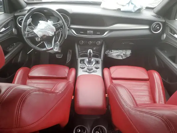 ZASPAKBN9N7D30158 2022 ALFA ROMEO STELVIO - Image 8