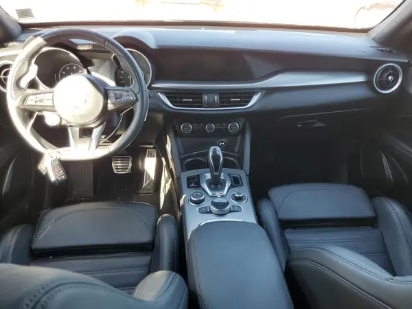 ZASPAKBN9N7D41256 2022 ALFA ROMEO STELVIO - Image 8