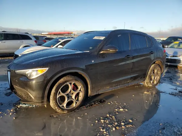 ZASPAKBN9N7D46067 2022 ALFA ROMEO STELVIO - Image 1