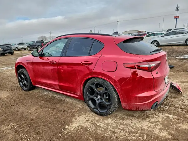 ZASPAKBN9P7D49893 2023 ALFA ROMEO STELVIO - Image 2