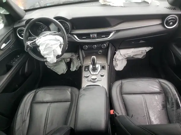 ZASPAKBN9P7D54768 2023 ALFA ROMEO STELVIO - Image 8