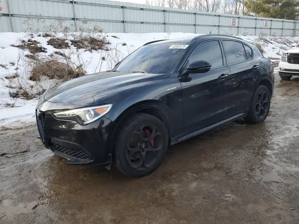 ZASPAKBN9P7D57170 2023 ALFA ROMEO STELVIO - Image 1
