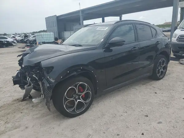 ZASPAKBN9R7D72979 2024 ALFA ROMEO STELVIO
