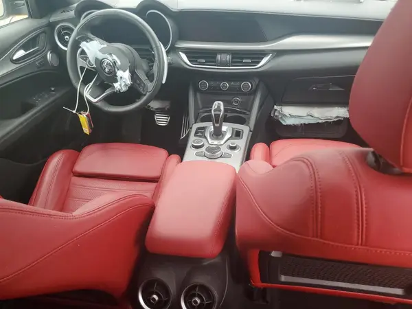 ZASPAKBN9R7D72979 2024 ALFA ROMEO STELVIO - Image 8