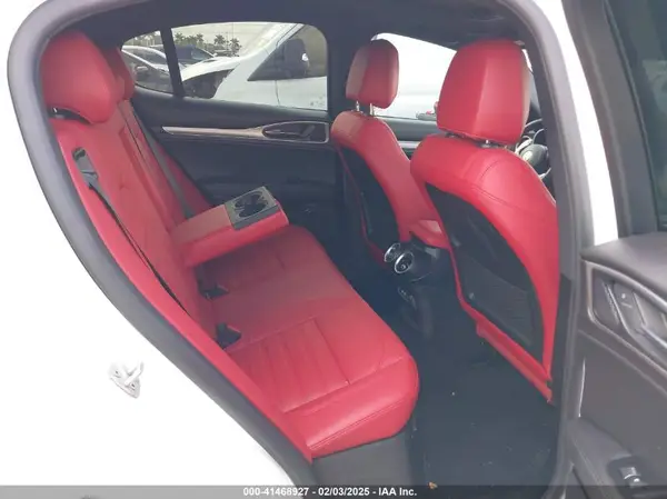 ZASPAKBN9R7D74084 2024 ALFA ROMEO STELVIO - Image 8