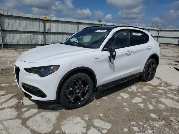 ZASPAKBN9R7D75154 2024 ALFA ROMEO STELVIO - Image 1