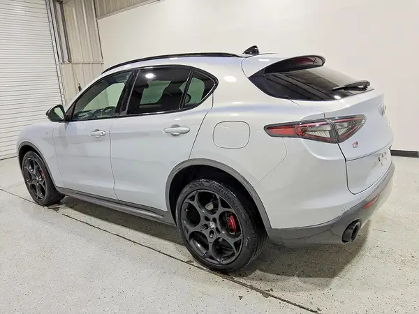 ZASPAKBN9R7D80340 2024 ALFA ROMEO STELVIO - Image 2
