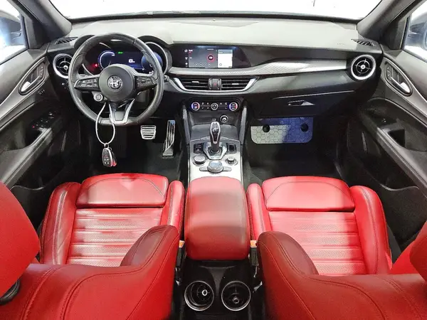 ZASPAKBN9R7D80340 2024 ALFA ROMEO STELVIO - Image 8