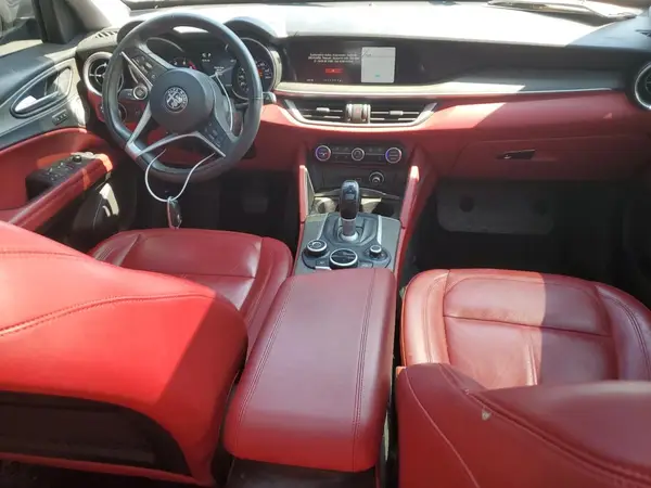 ZASPAKBNXK7C33451 2019 ALFA ROMEO STELVIO - Image 8
