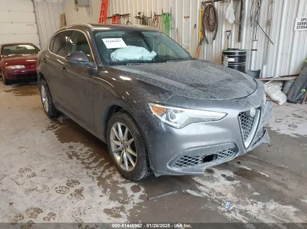 ZASPAKBNXK7C39962 2019 ALFA ROMEO STELVIO - Image 1