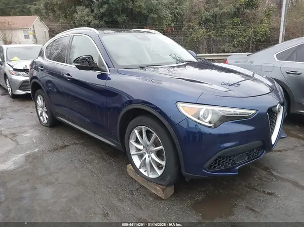 ZASPAKBNXK7C43106 2019 ALFA ROMEO STELVIO