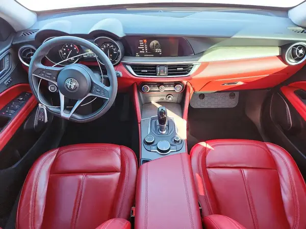 ZASPAKBNXK7C43641 2019 ALFA ROMEO STELVIO - Image 8